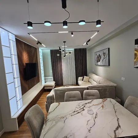 Amelia Luxury 3 Apartment Fier